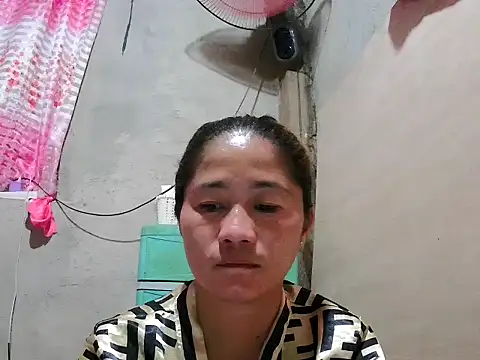 lovelyxxx88 online show from April 8, 11:43 am