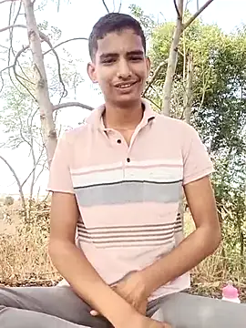 Snapshot of sahilcute1 chatting on May 23, 4:07 am sahilcute1 online show from May 23, 4:07 am