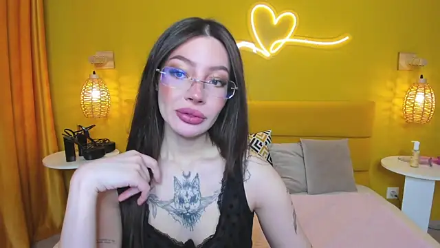 Snapshot of IvyDainty chatting on May 3, 1:22 am IvyDainty online show from May 3, 1:22 am