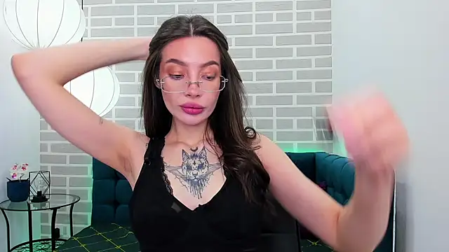 Snapshot of IvyDainty chatting on May 27, 1:57 am IvyDainty online show from May 27, 1:57 am