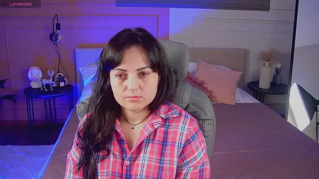  SilkyShadow  online show from March 3, 3:23 am