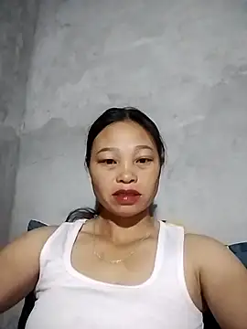 Snapshot of miray- chatting on May 20, 9:10 pm miray- online show from May 20, 9:10 pm