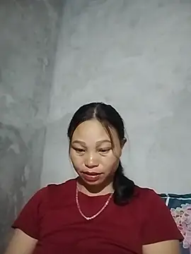 Snapshot of miray- chatting on May 25, 1:17 pm miray- online show from May 25, 1:17 pm