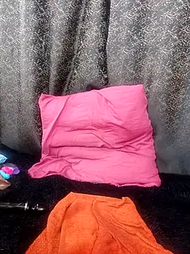 Amanda April online show from April 15, 7:58 pm