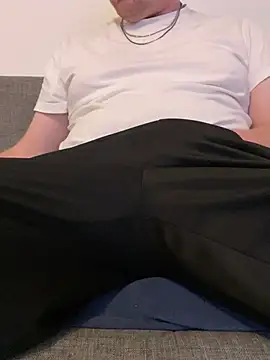 Snapshot of Fat__Slut chatting on January 15, 4:00 pm Fat Slut online show from January 15, 4:00 pm