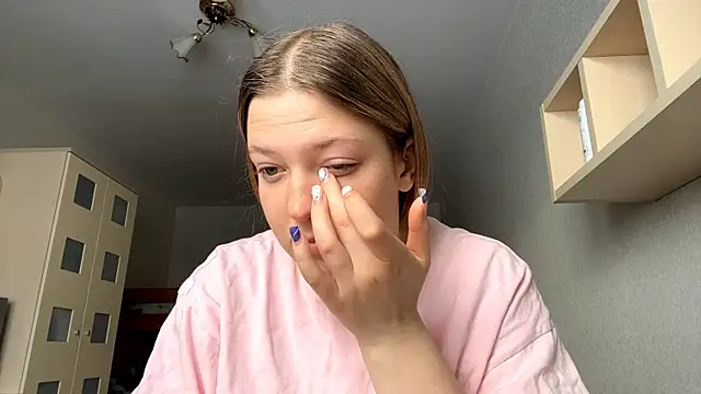 JammieMickiewicz online show from January 14, 8:20 am