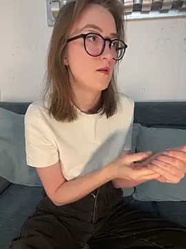 Snapshot of Persephone_Kore chatting on March 26, 6:57 pm Persephone Kore online show from March 26, 6:57 pm