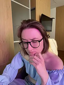 Snapshot of Persephone_Kore chatting on May 7, 4:12 pm Persephone Kore online show from May 7, 4:12 pm