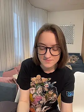 Snapshot of Persephone_Kore chatting on May 20, 4:24 pm Persephone Kore online show from May 20, 4:24 pm