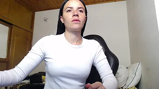 Shanel Lozano online show from March 29, 3:45 pm