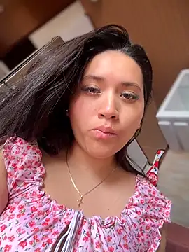 Veronica Wins  online show from May 23, 5:39 pm