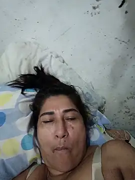 PatriciaGrajales online show from April 18, 2:37 am