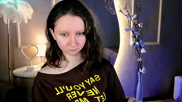 Snapshot of SunshineBlaze chatting on February 25, 1:21 pm SunshineBlaze online show from February 25, 1:21 pm