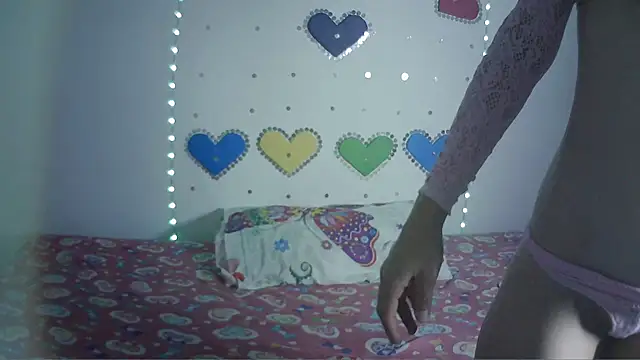 Mia Suarez7 online show from April 3, 2:31 am