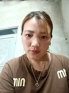 Snapshot of Nunaa2x chatting on April 22, 2:18 pm Nunaa2x online show from April 22, 2:18 pm