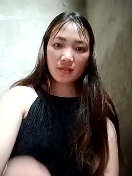 Snapshot of Nunaa2x chatting on June 25, 11:37 am Nunaa2x online show from June 25, 11:37 am