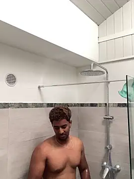 Axel black10 online show from March 15, 9:37 am