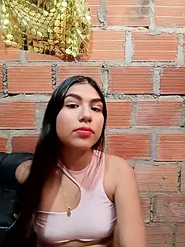 triana-hot18 online show from March 2, 6:26 pm