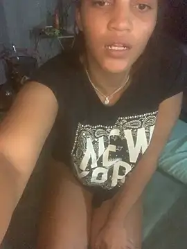 Snapshot of Brandy_Mr-Whiskers chatting on February 25, 9:57 pm Brandy Mr-Whiskers online show from February 25, 9:57 pm