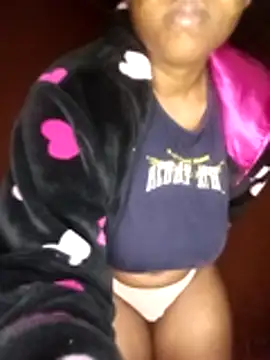 Snapshot of NastyFreaky4U chatting on April 29, 2:04 am NastyFreaky4U online show from April 29, 2:04 am