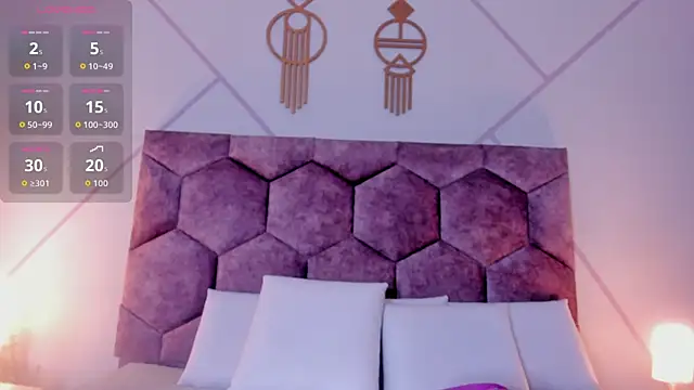 emily nova  online show from April 8, 11:54 am