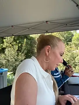 Snapshot of hollyrandall chatting on February 25, 7:23 pm hollyrandall online show from February 25, 7:23 pm