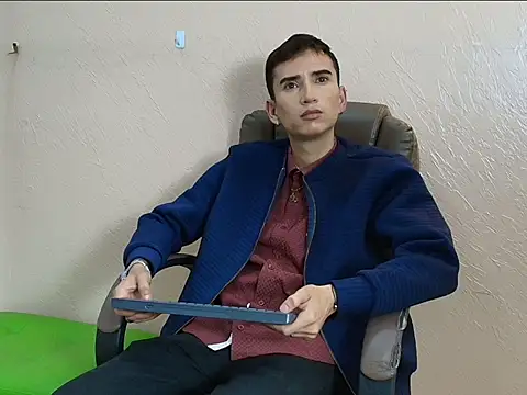 Iam Smith  online show from March 1, 12:51 pm