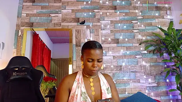 Snapshot of DirtyDashaSousa chatting on January 15, 12:43 pm DirtyDashaSousa online show from January 15, 12:43 pm