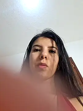 jade03  online show from April 19, 10:45 pm