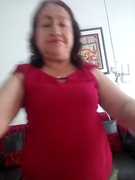 Snapshot of DaisyPassio chatting on February 12, 10:05 pm DaisyPassio online show from February 12, 10:05 pm