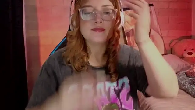 Mia Franklyn online show from April 12, 7:41 pm