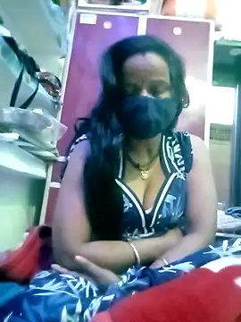 kiiuu sexe online show from February 11, 4:45 pm