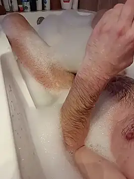 Masztisfiu2 online show from February 13, 7:26 am