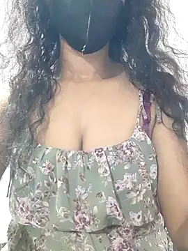 cutehotwife online show from March 4, 6:19 am