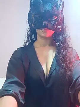 cutehotwife online show from June 15, 10:01 pm