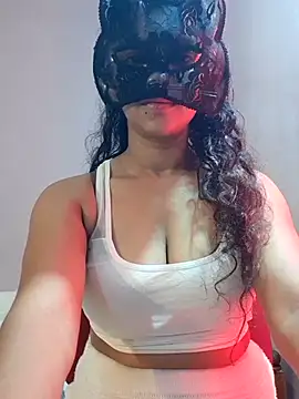 cutehotwife online show from June 17, 8:43 pm