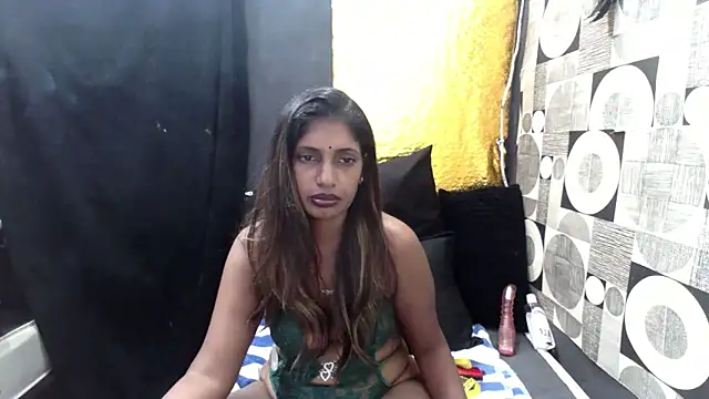 indianhoney69 online show from March 24, 6:24 pm