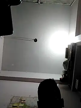 Snapshot of Mafiya0102 chatting on February 5, 3:27 pm Mafiya0102 online show from February 5, 3:27 pm