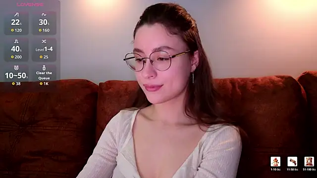 classy     online show from April 10, 1:05 pm