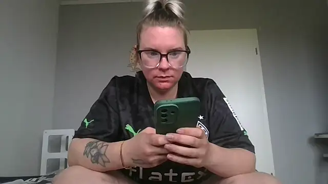 MinchenBienchen98 online show from February 10, 10:52 am