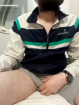 80julien online show from February 18, 12:50 am