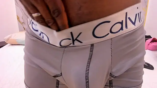 passion black online show from March 13, 6:36 pm