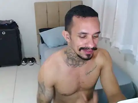 Snapshot of lipegonzalezz chatting on February 4, 10:58 pm lipegonzalezz online show from February 4, 10:58 pm