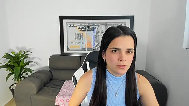 LucianaMoreau online show from March 7, 9:56 pm