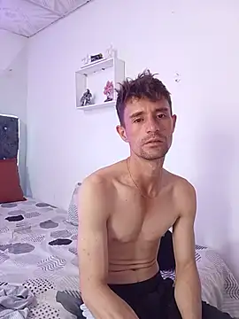 torvyHot online show from June 26, 7:40 pm