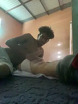 Snapshot of javi182025 chatting on February 13, 9:22 pm javi182025 online show from February 13, 9:22 pm