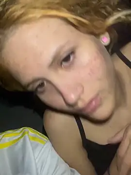 Snapshot of javi182025 chatting on March 3, 12:50 am javi182025 online show from March 3, 12:50 am