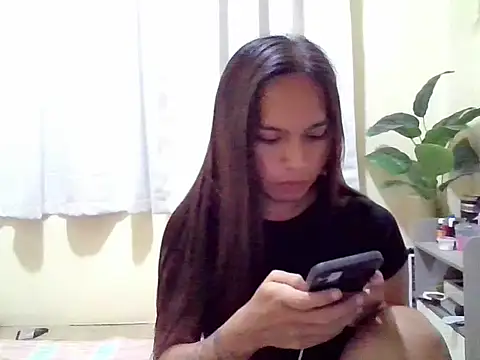 LOVELYMAYUMIE online show from May 4, 4:14 pm