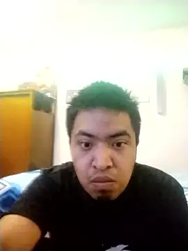 Snapshot of luissfert7y5 chatting on January 17, 11:30 pm luissfert7y5 online show from January 17, 11:30 pm