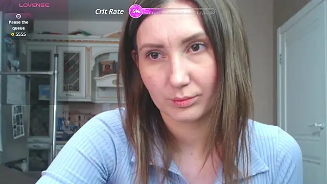 Snapshot of NikkiKiss___ chatting on February 21, 7:53 am NikkiKiss online show from February 21, 7:53 am